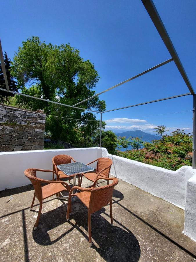 Παραδοσιακό Σπίτι Με Θέα Villa Tríkeri Exterior foto