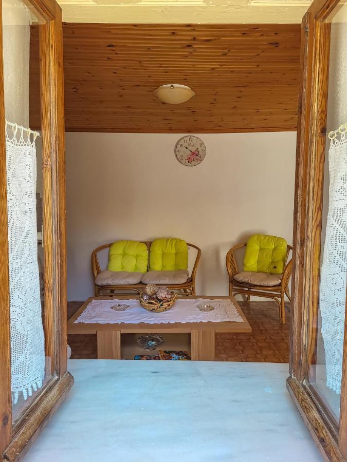 Παραδοσιακό Σπίτι Με Θέα Villa Tríkeri Exterior foto